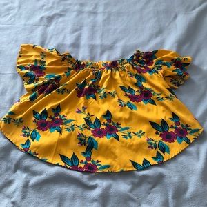 True Destiny Off Shoulder Flowy Flower Pattern Top